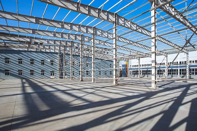 鋼(gang)結構發(fa)展迎黃(huáng)金期 建(jian)材需求(qiú)遭嚴重(zhong)威脅